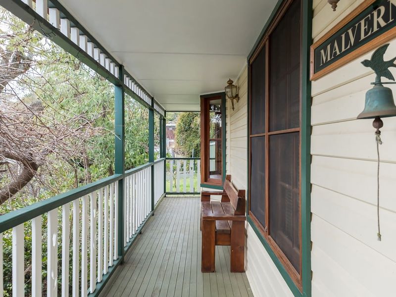 Malvern Cottage Retreat Pet Friendly