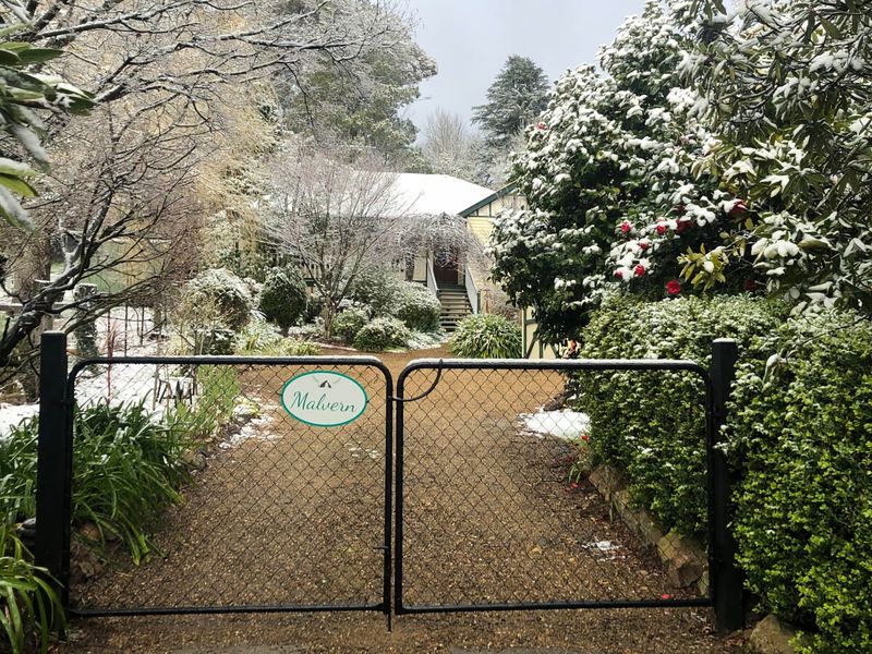 Malvern Cottage Retreat Pet Friendly