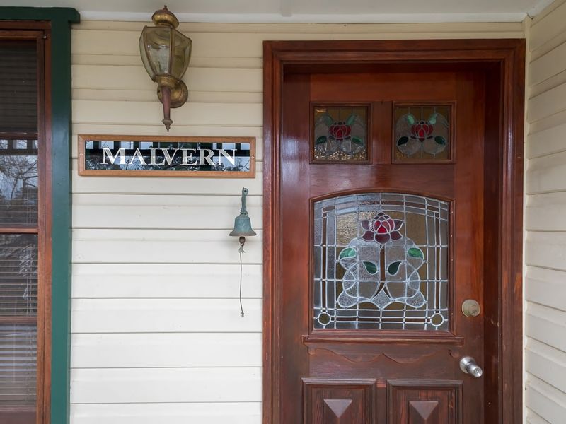 Malvern Cottage Retreat Pet Friendly