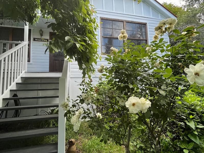 Malvern Cottage Retreat Pet Friendly