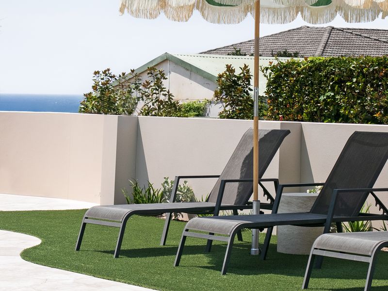 Spectacular Ocean Front home With Pool