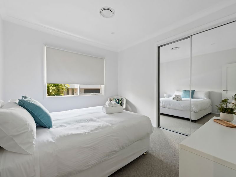 Spectacular Ocean Front home With Pool