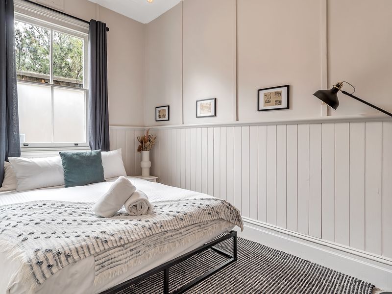 Luxury Heritage Home 10min Walk to Scenic World