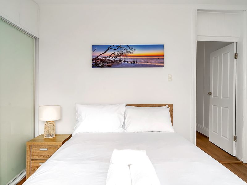 Light and cozy double bedroom designed for restful nights.