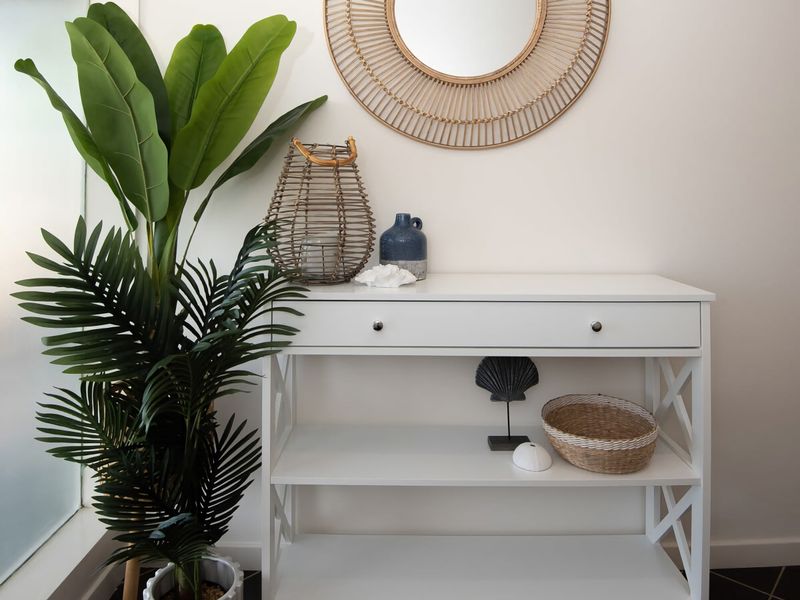 Beach House Ocean Views in Batehaven