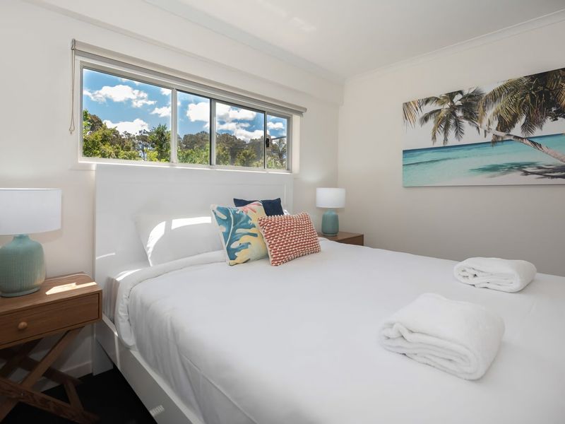 Beach House Ocean Views in Batehaven