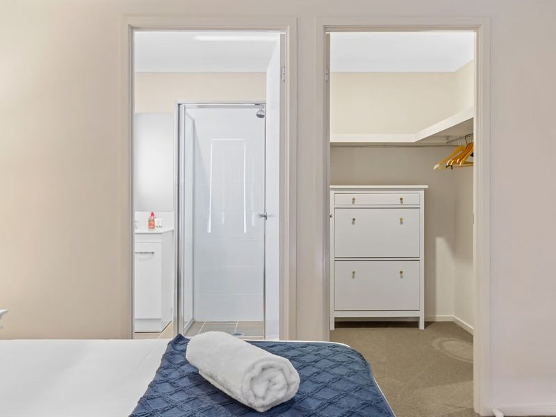 Vineyard Oasis Heart of the Hunter