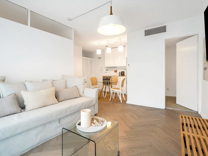Stylish 1BR Haven in Bondi Junction