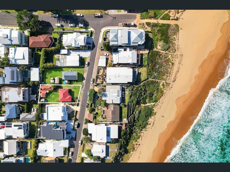 Cute Beach Escape 50m to Wamberal Beach