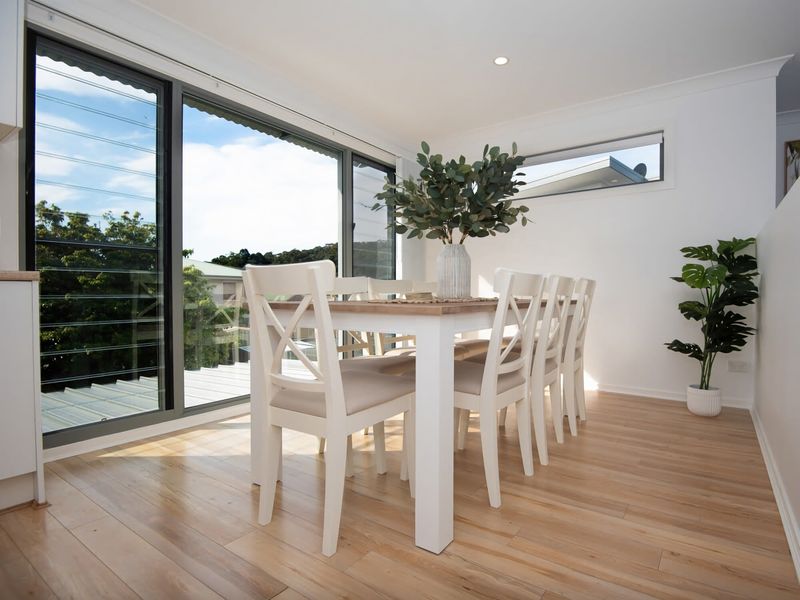 Maloneys Beach Views 3 Bed Home