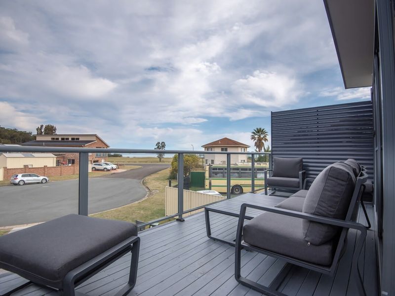 Maloneys Beach Views 3 Bed Home