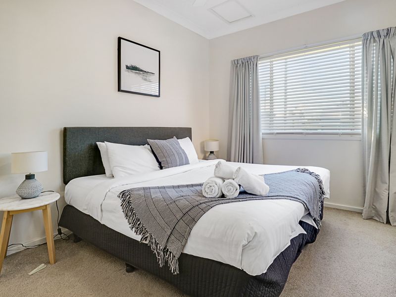 Lake Front Home Relax Unwind