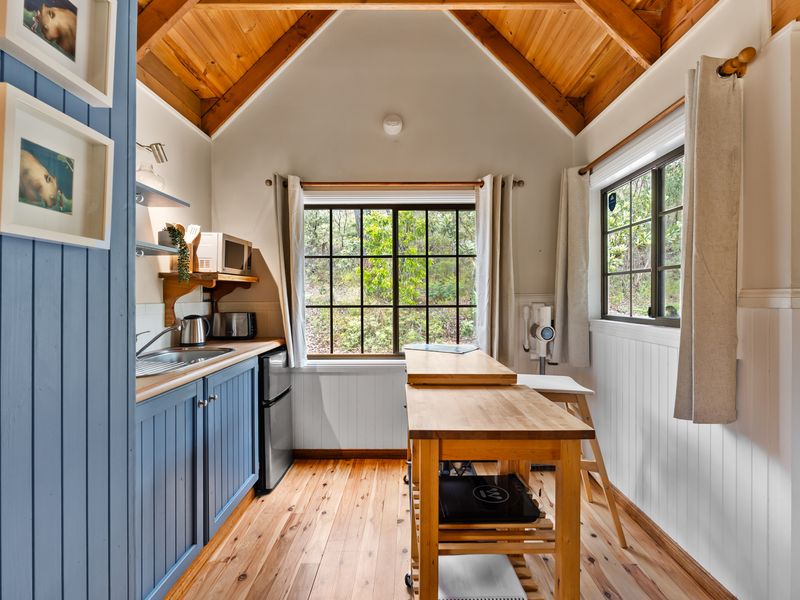 Romantic Tricklebeck Spa Cottage