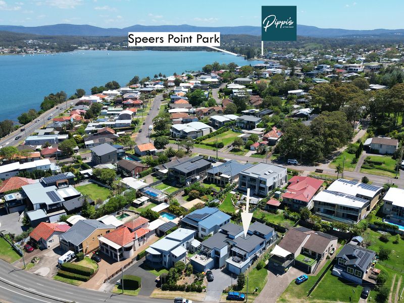 Speers Point Lakeviews on The Esplanade