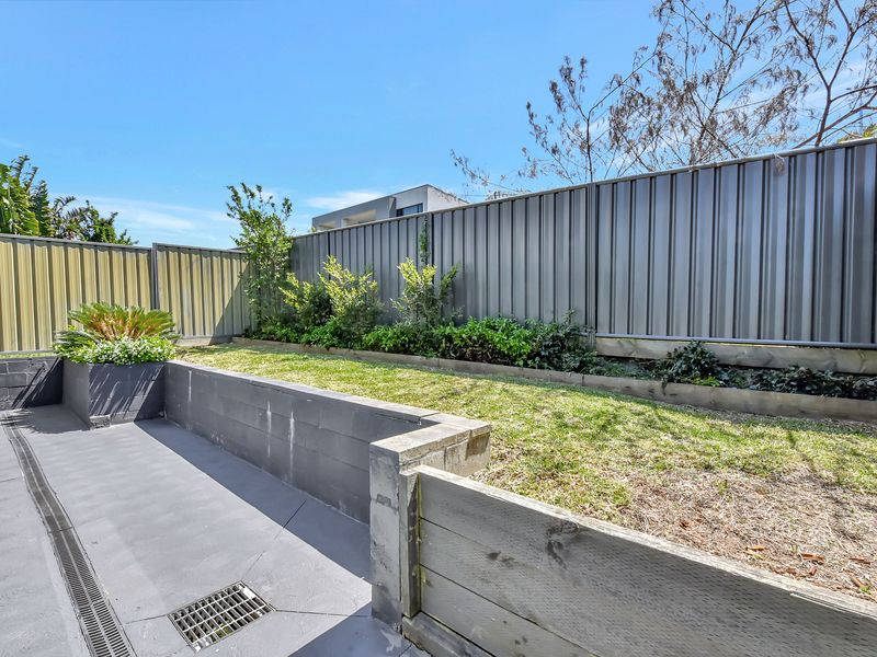 Speers Point Lakeviews on The Esplanade