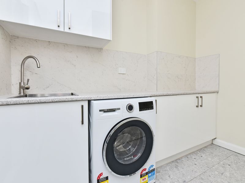 Speers Point Lakeviews on The Esplanade