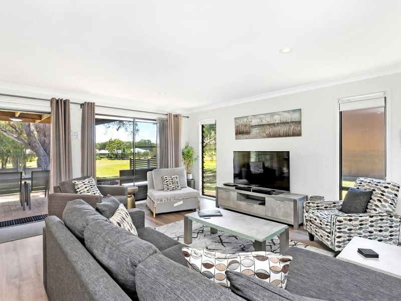 Hitters Paradise Stay Play