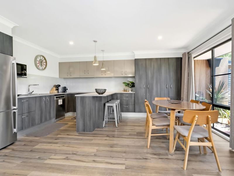 Hitters Paradise Stay Play