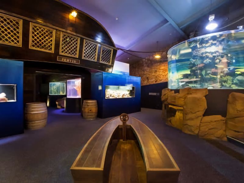 National Zoo and Aquarium