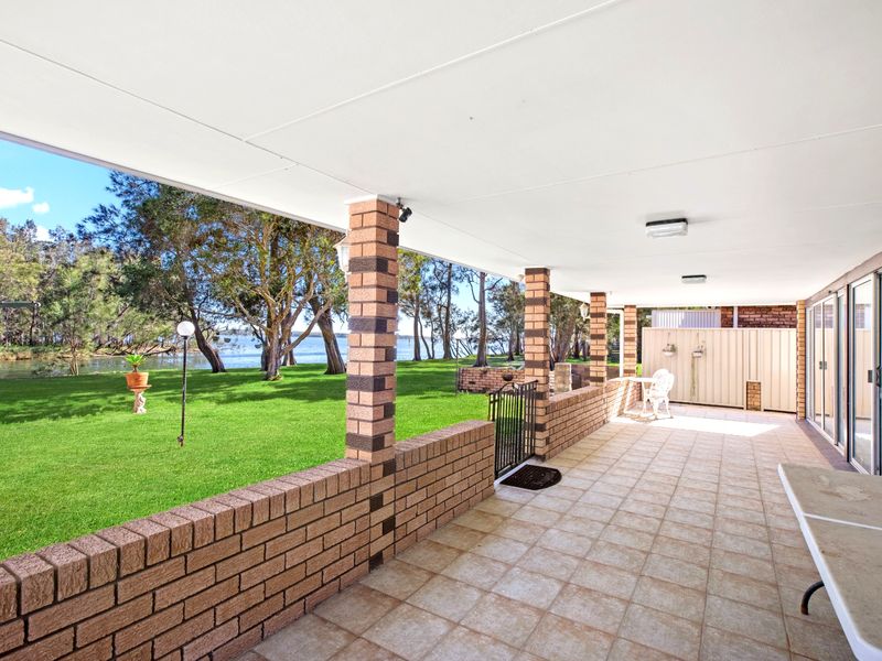 Budgewoi Waterfront Haven