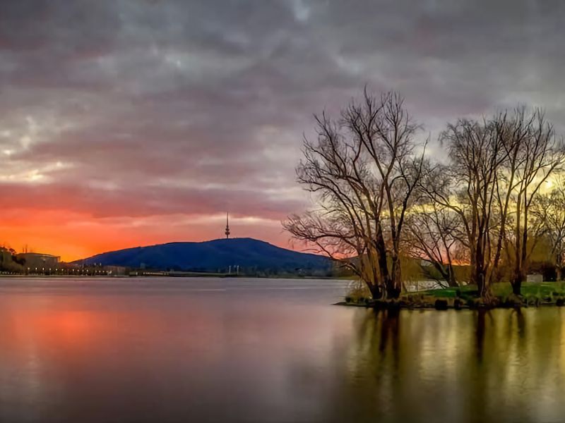 Central Canberra Stay | Cozy Braddon Apartment with Parking