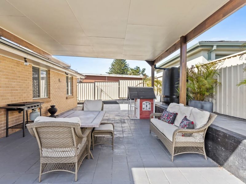 Generous alfresco area with outdoor dining and BBQ for relaxed meals.