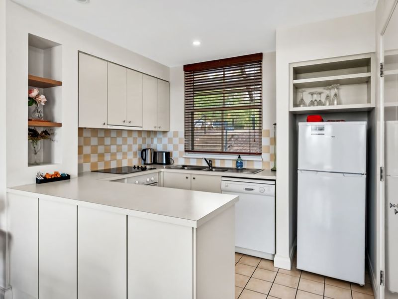 Refreshing Valley Escape