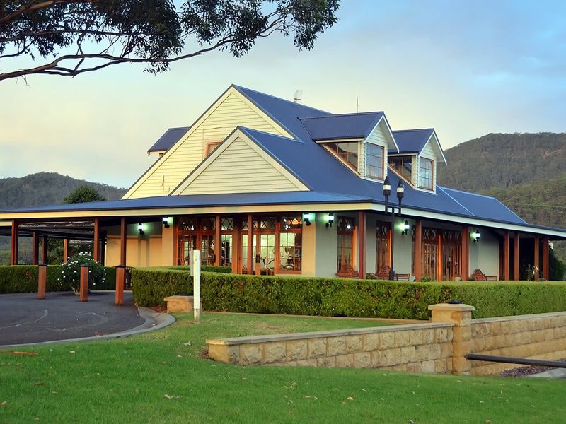 Refreshing Valley Escape