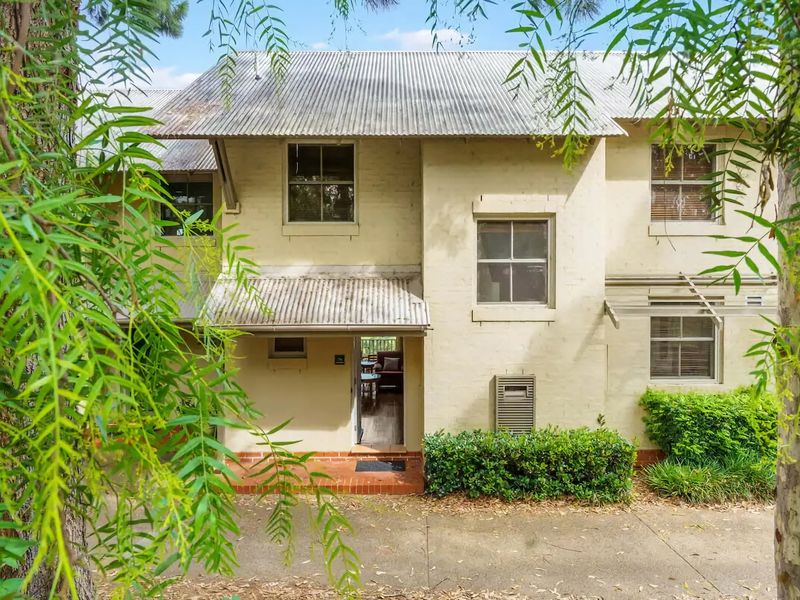 Refreshing Valley Escape