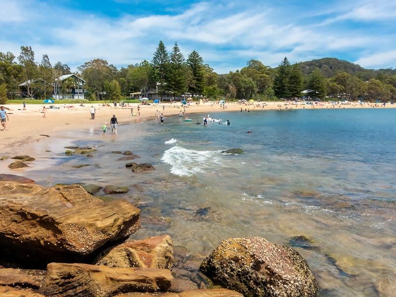 Umina Myrtle Bungalow Sleeping 4 Guests