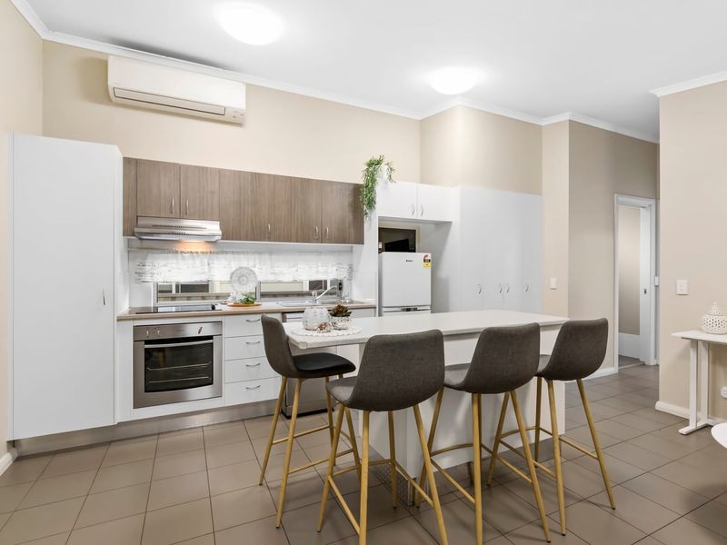 Umina Myrtle Bungalow Sleeping 4 Guests