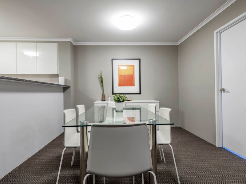 Braddon Bliss: Sleek Apartment Near Attractions