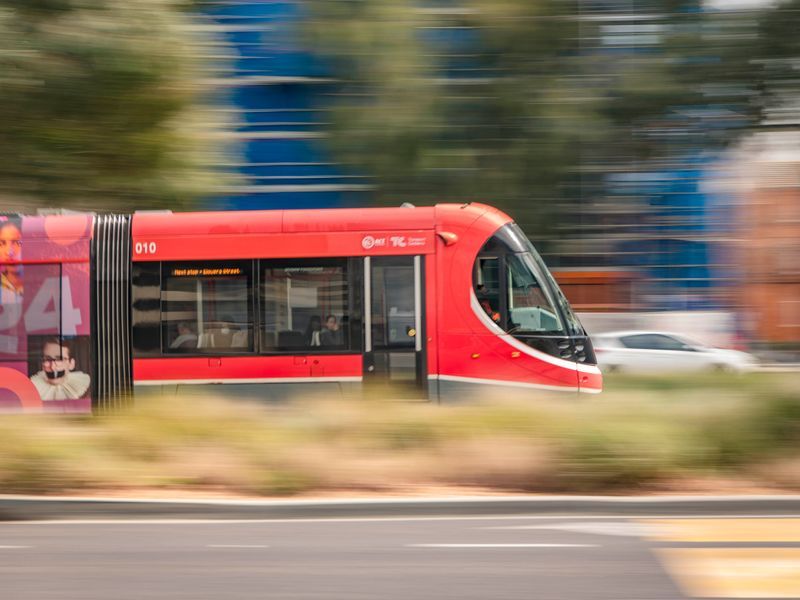 Braddon Bliss: Sleek Apartment Near Attractions