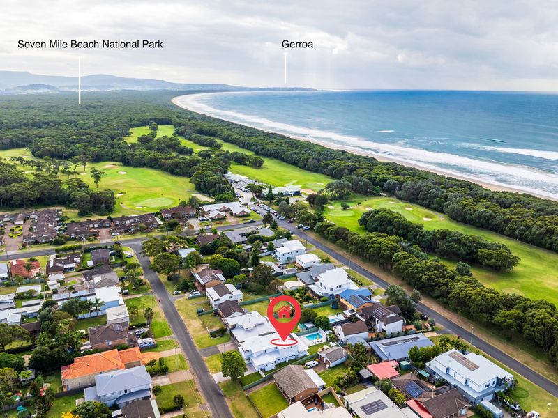 Expansive view showcasing the entire property