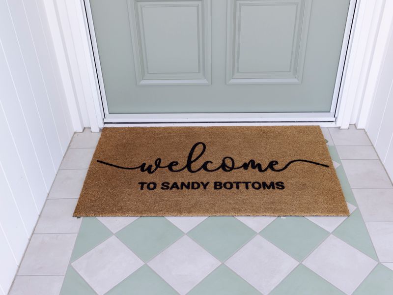 Welcome to Sandy Bottoms!