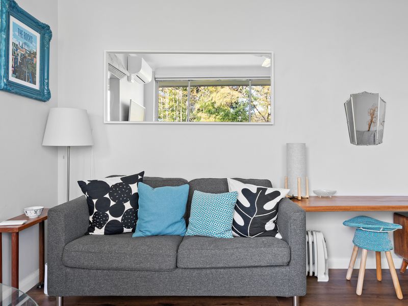 Stylish City Studio in Trendy Redfern