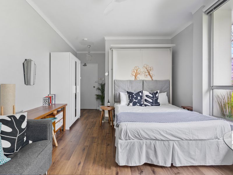 Stylish City Studio in Trendy Redfern