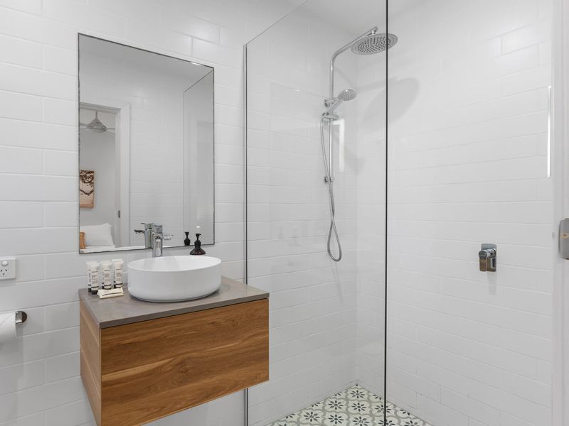 Beach & Brew-Modern 1-Bedroom in Trendy Merewether