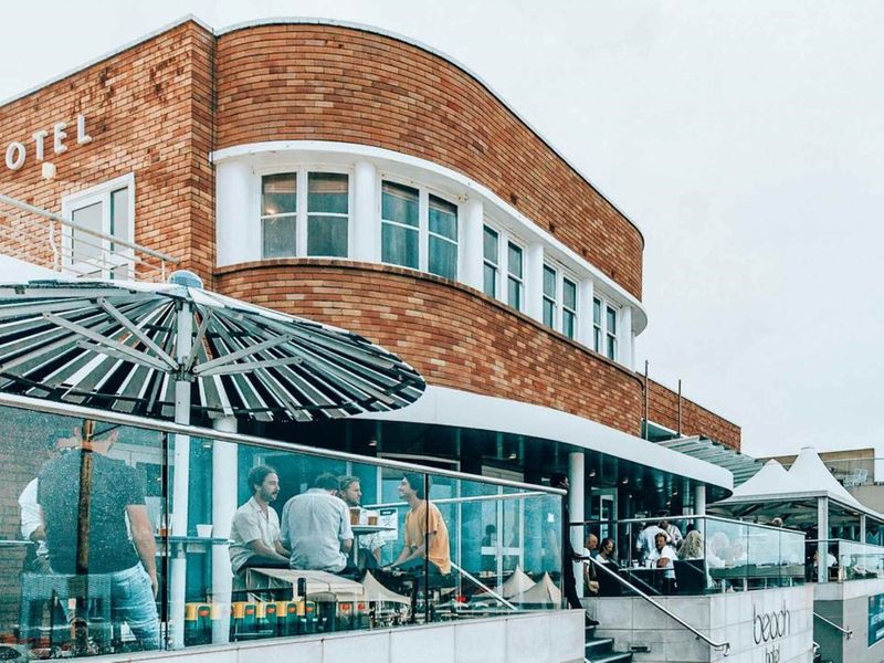 Beach & Brew-Modern 1-Bedroom in Trendy Merewether