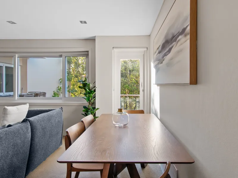 Stylish Clovelly Getaway near Bondi Beach