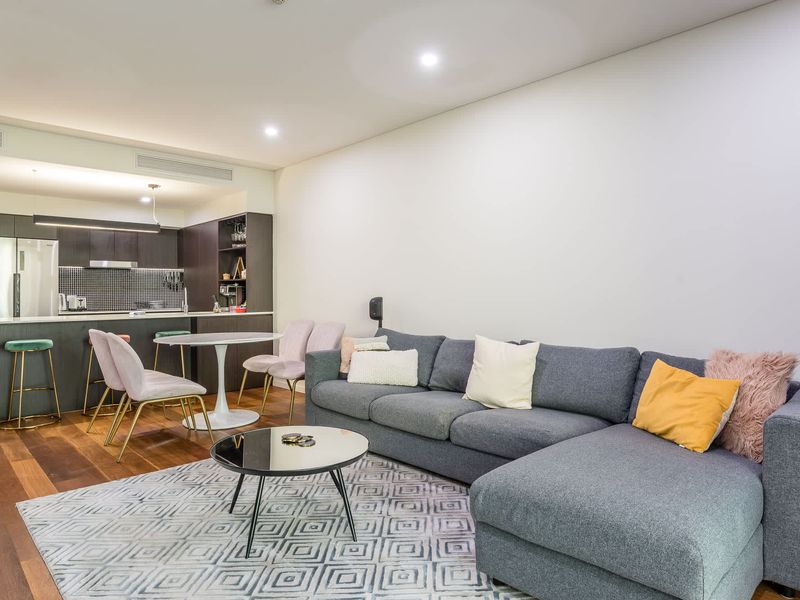 Open-plan layout