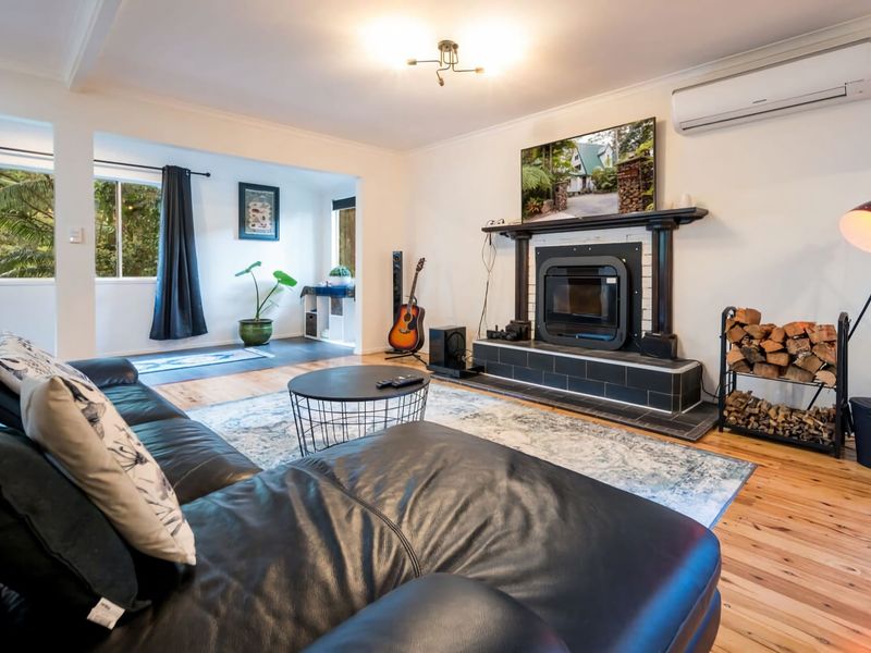 Whispering Leaves Tamborine Mountain