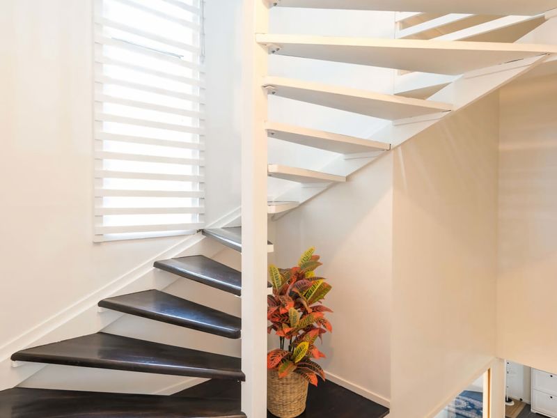 Whispering Leaves Tamborine Mountain