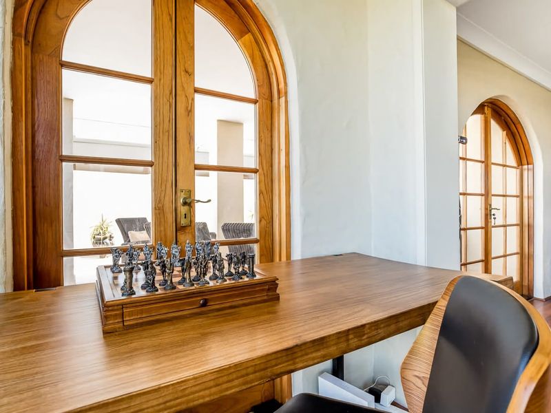 Inner City Pad Indooroopilly