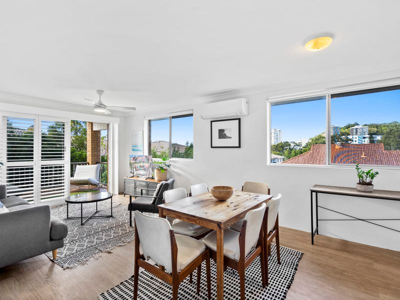 Bright and airy open plan set up