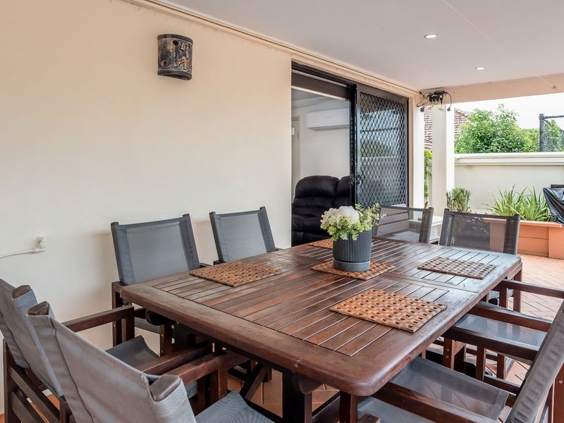 Comfortable dining experience