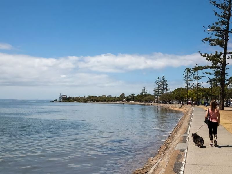 Wynnum Esplanade