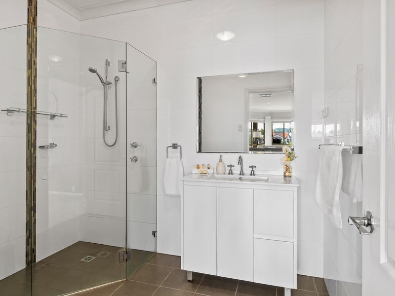 Aqua Vista Retreat Pool, Jetty & Fun