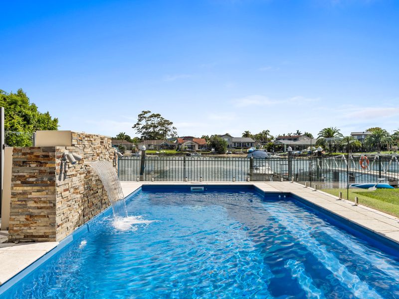 Aqua Vista Retreat Pool, Jetty & Fun