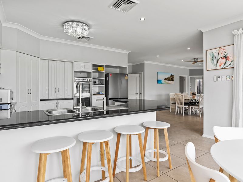 Aqua Vista Retreat Pool, Jetty & Fun